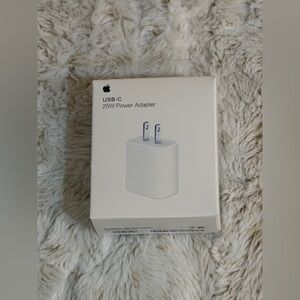 Apple 25W USB-C Power Adapter (Model MU7V2ZM/A) – NIB